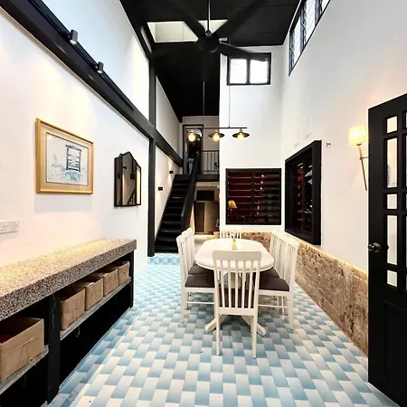 Peranakan House Convenient Stay Near Jonker 6-12 Pax